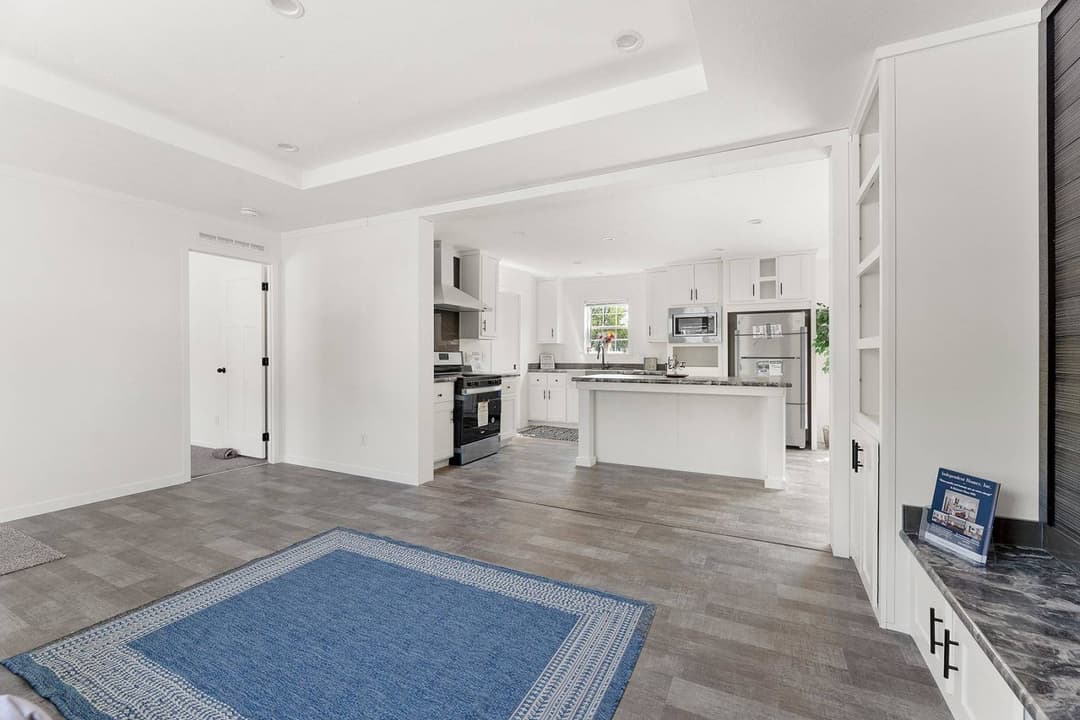 East point - insight interior home features