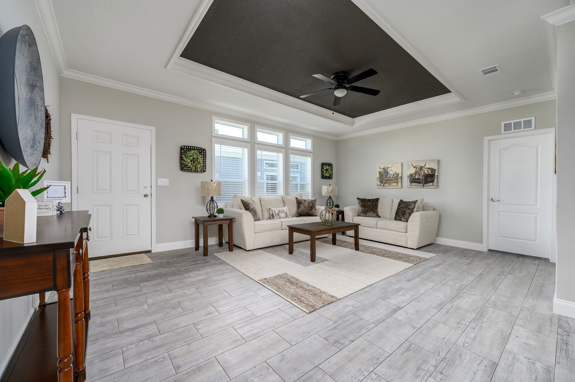 Loki interior home features