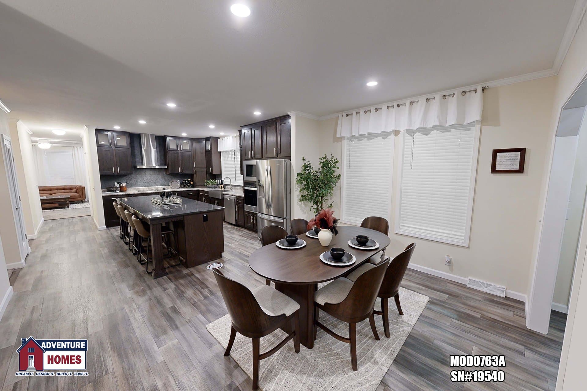 Mod0763a interior home features