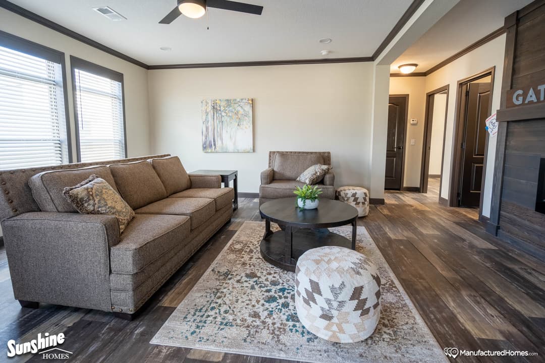 Pri3256-2061 interior home features