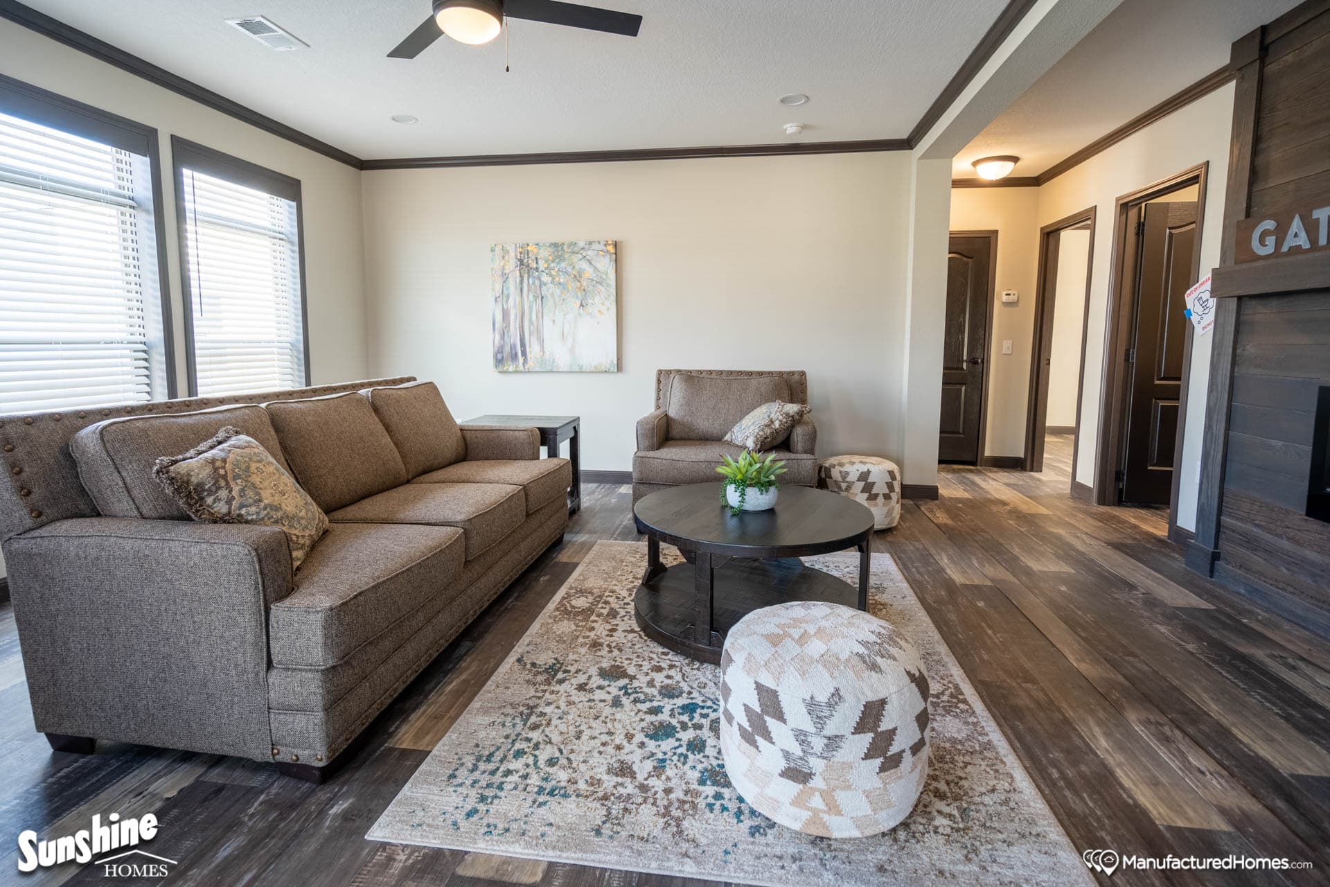 Pri3256-2061 interior home features