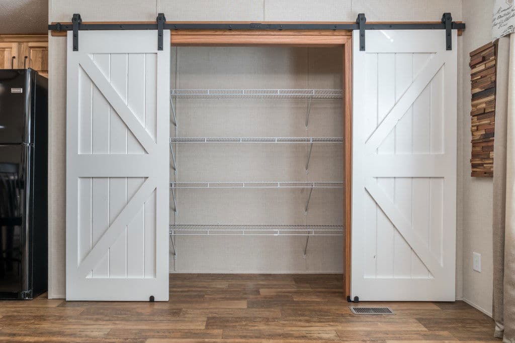 Astro creations ranch 3a2032-p interior home features