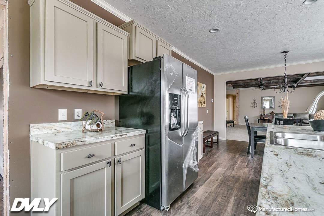 Ahaveh kitchen home features