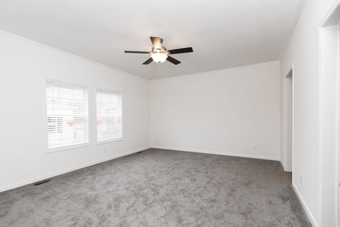 1444 carolina bedroom home features