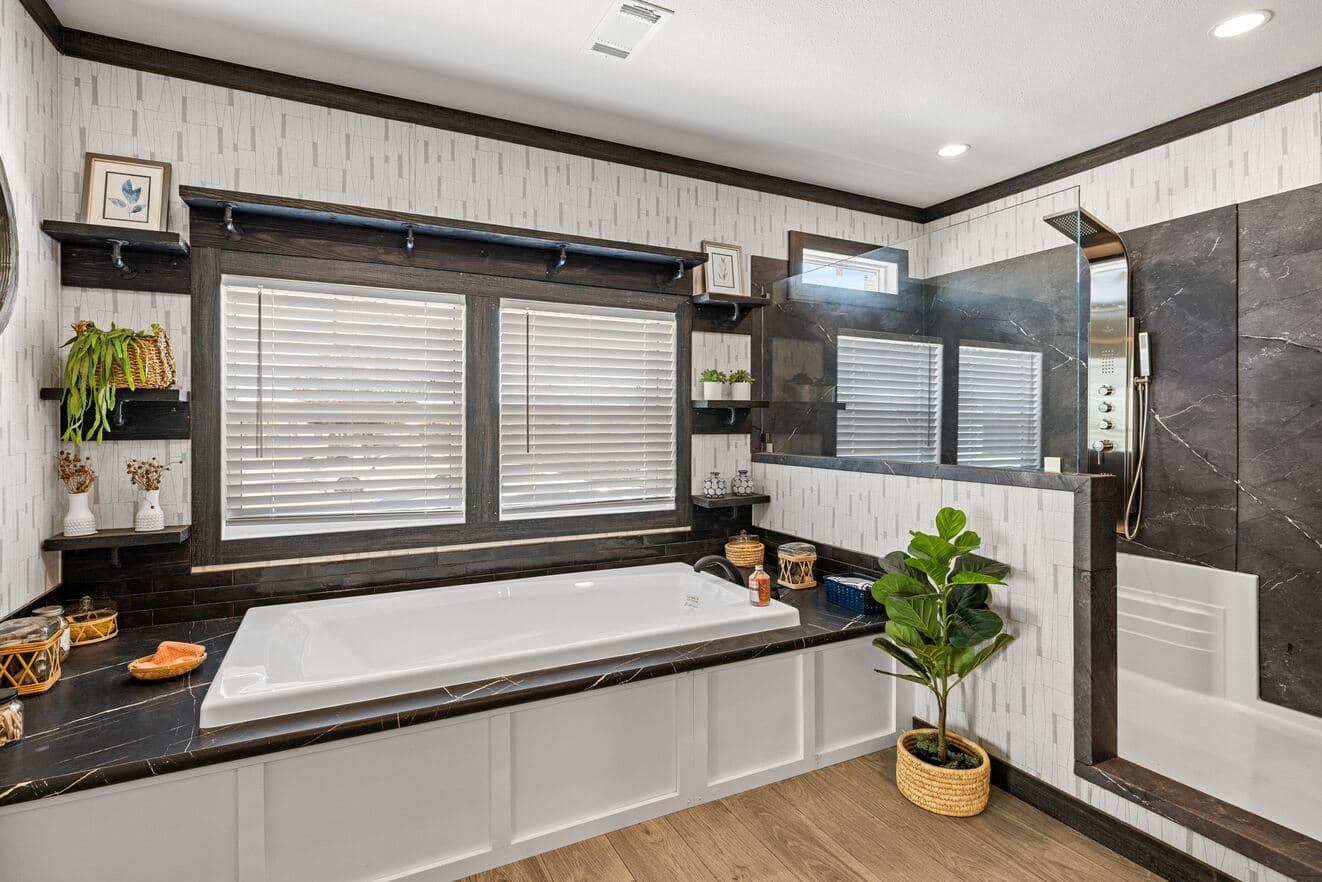 Pecan valley  30603p bathroom home features