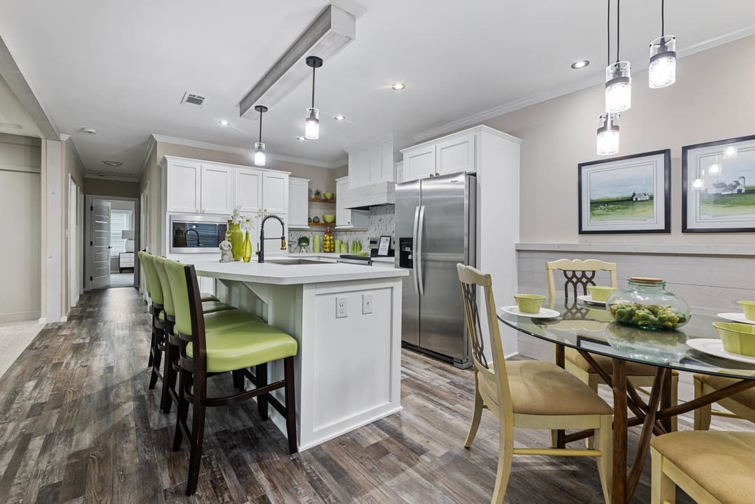 Pierce 28562a kitchen home features