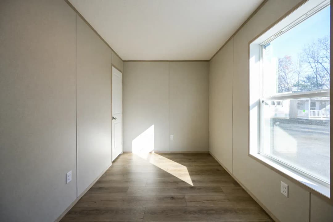 Tiger's eye interior home features