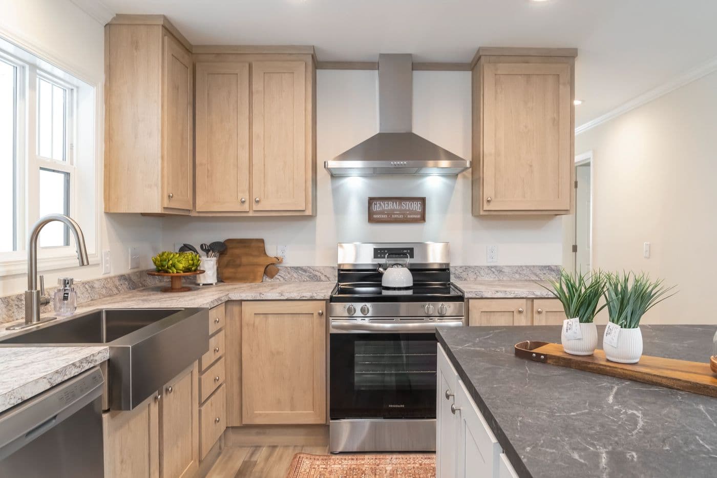 River kitchen home features