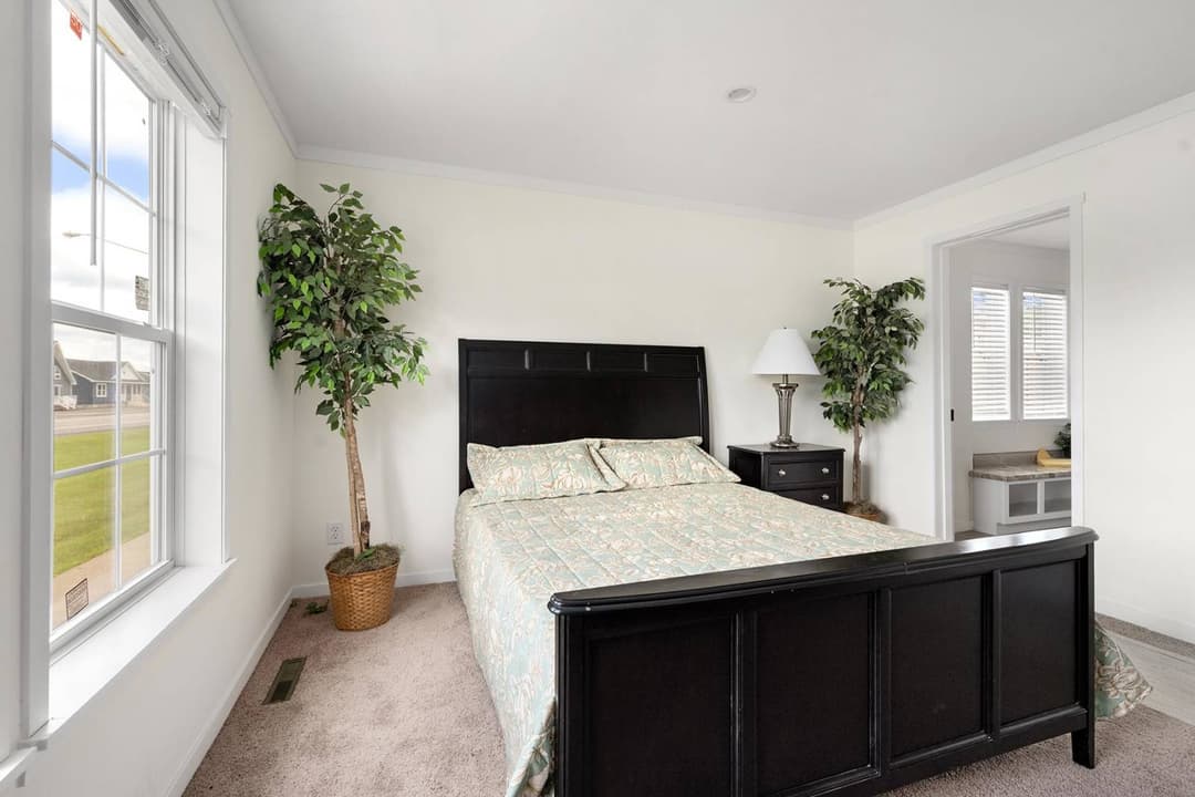 East point - elevate 52 bedroom home features