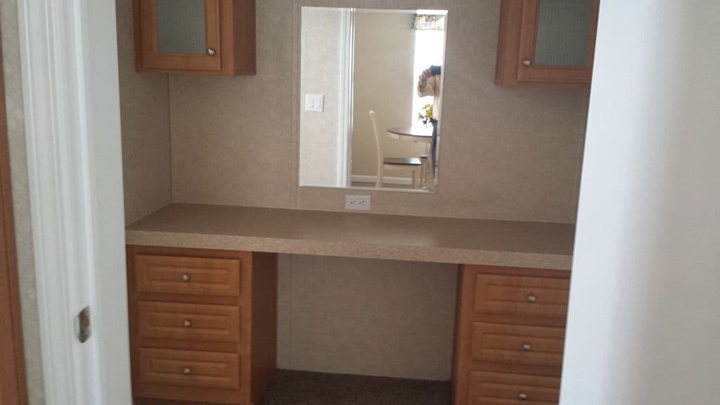 Alex jr 2860 bathroom home features