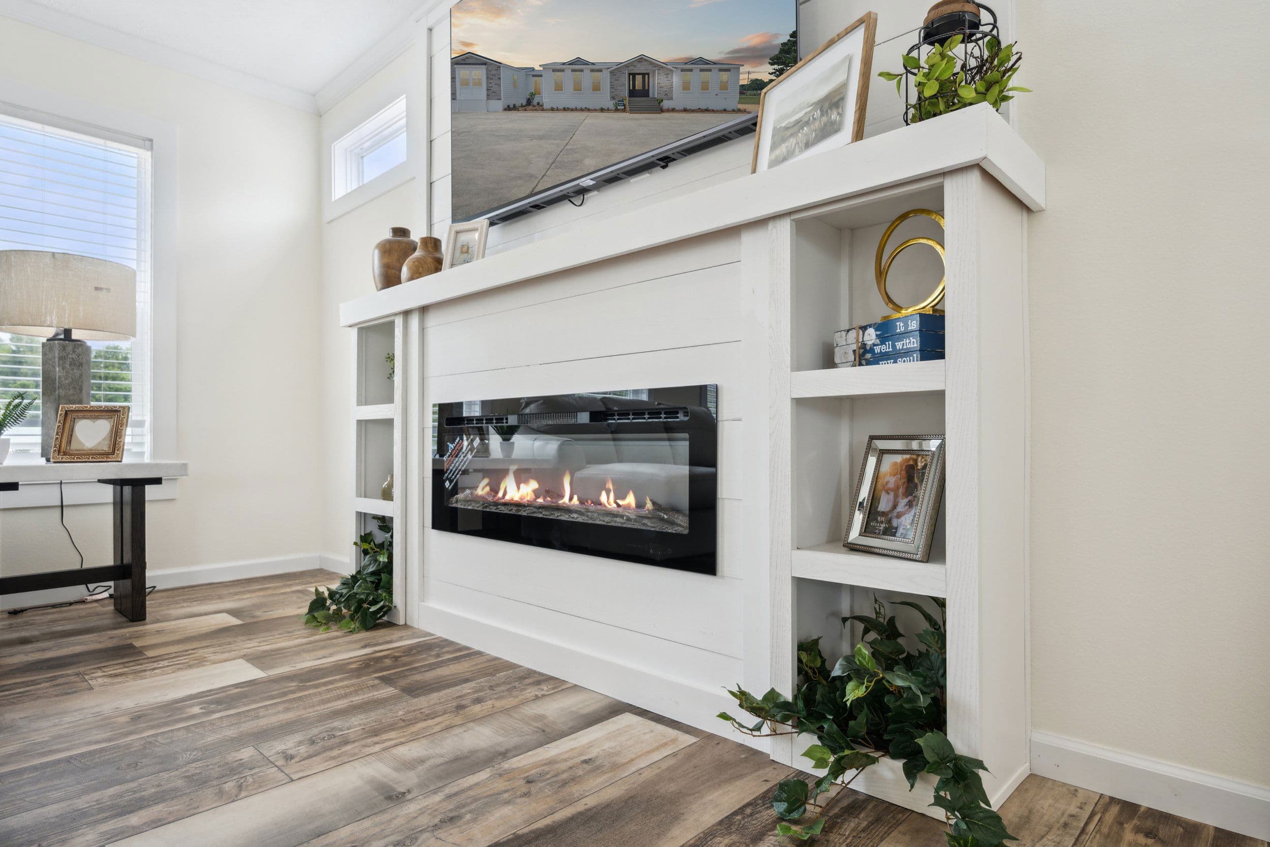 Nexus interior home features