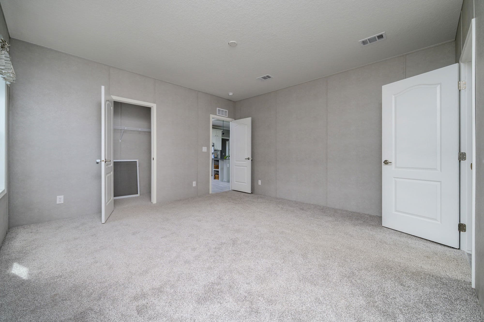 Keaton bedroom home features