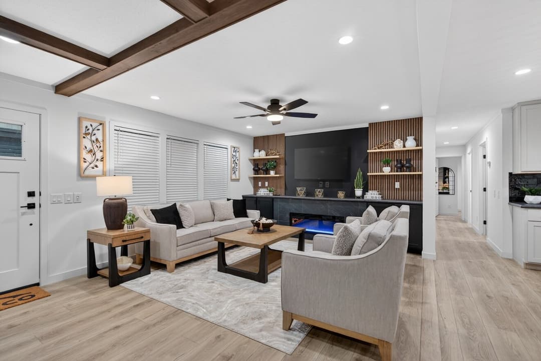 Aura 28644n interior home features