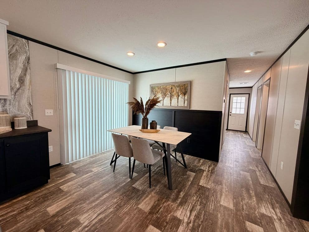 Diamond interior home features