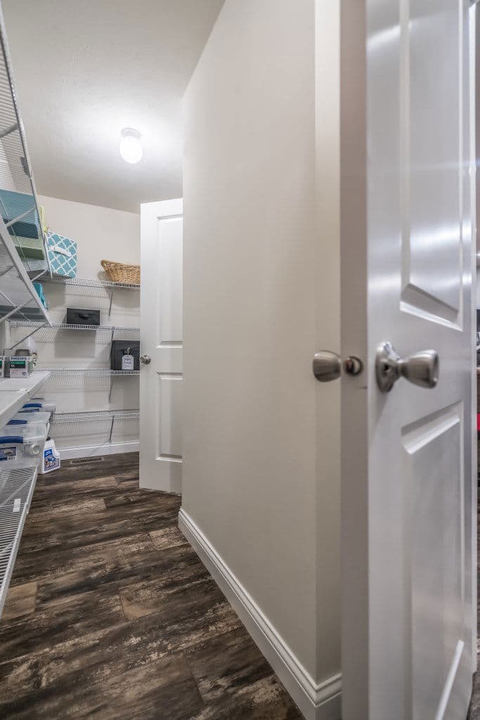 Limited 1 bathroom home features