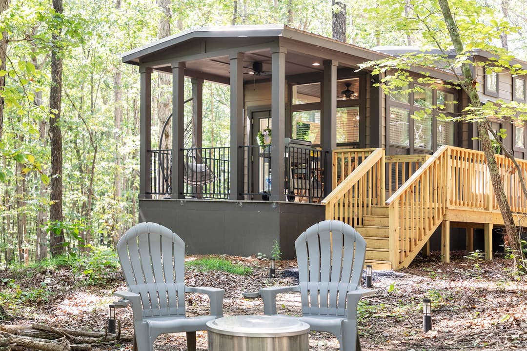 Desoto hero, elevation, and exterior home features