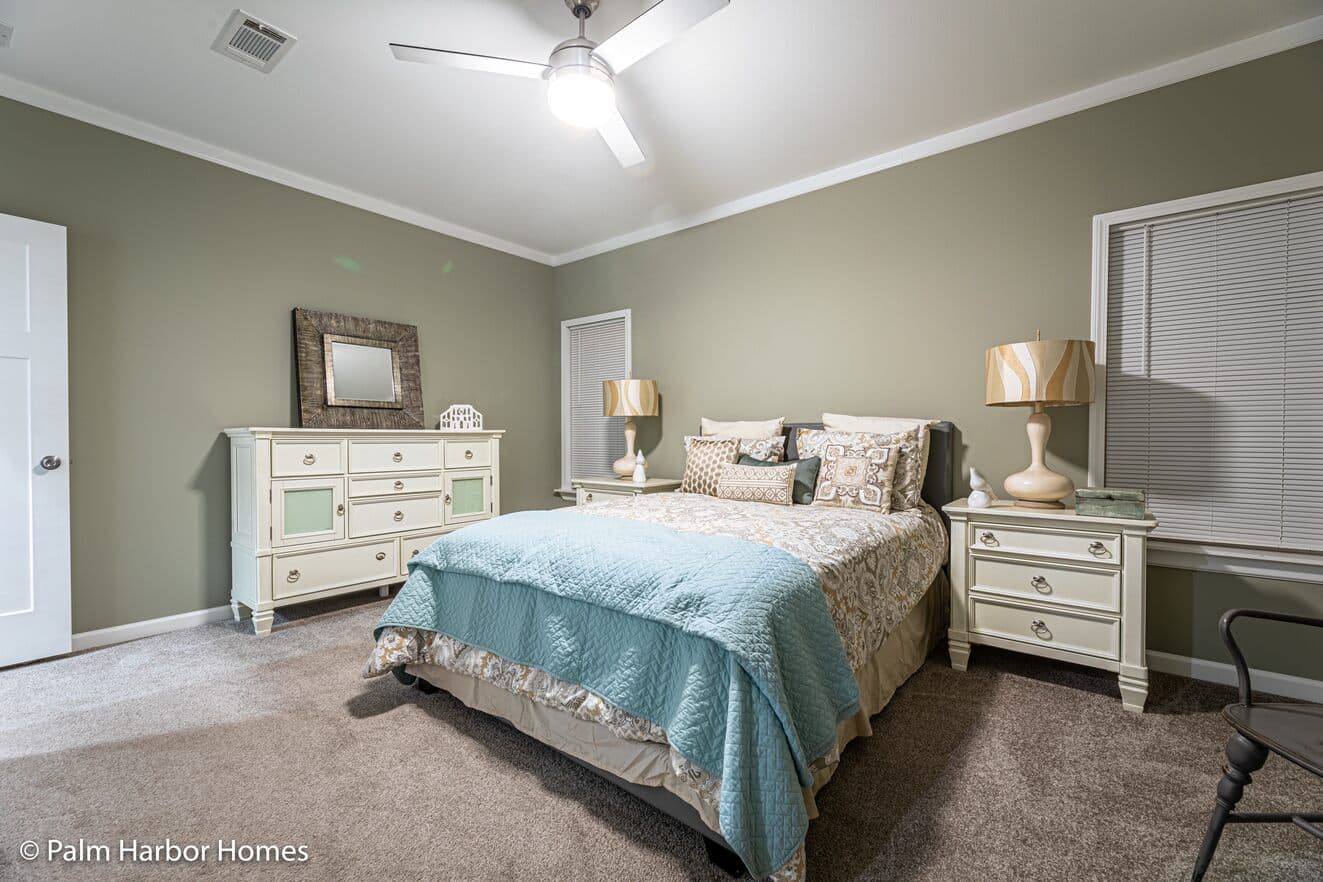 Summer breeze iv 28522d bedroom home features