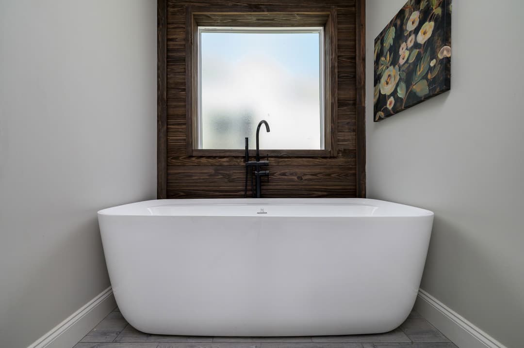 Annabelle bathroom home features