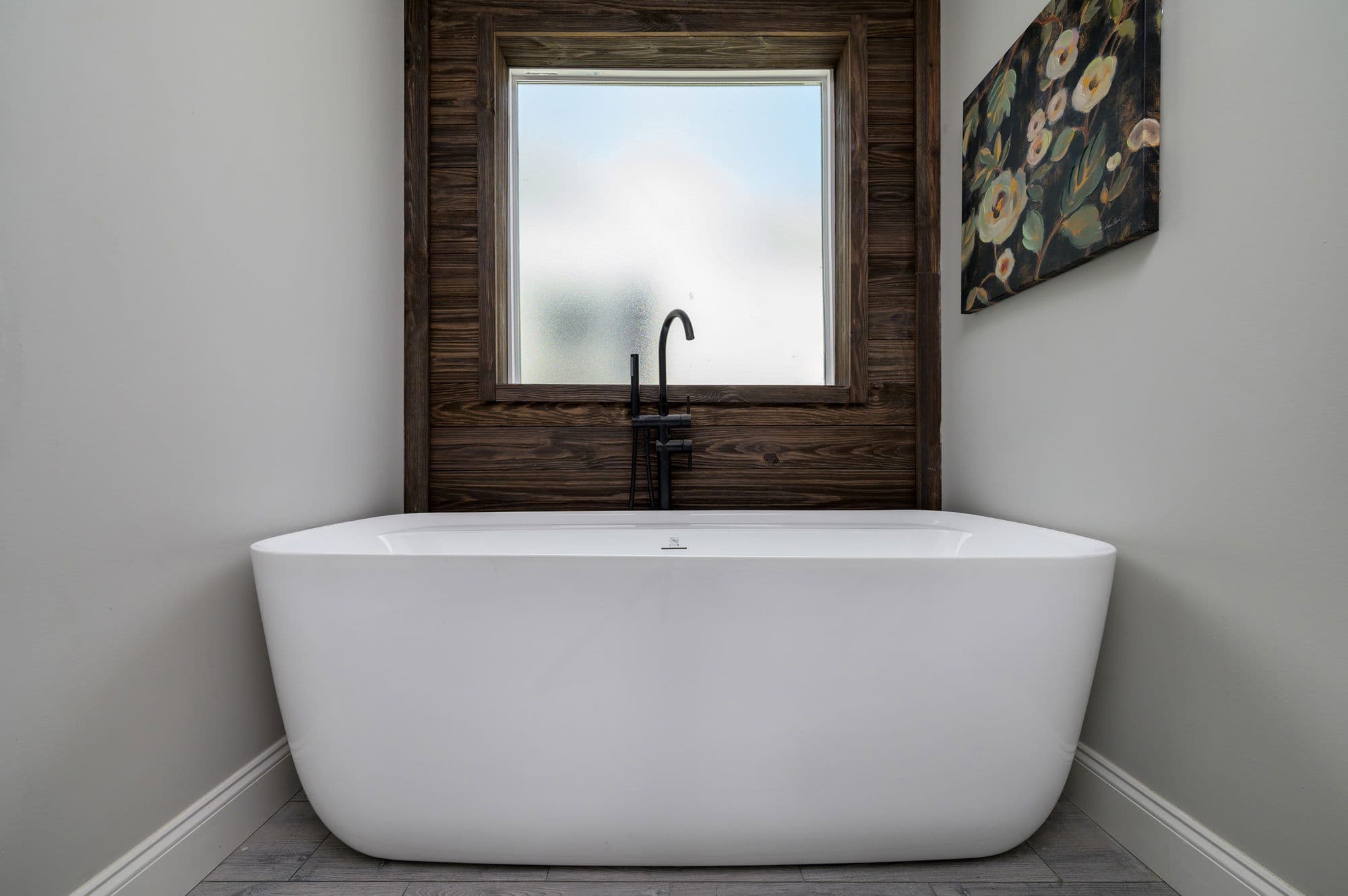 Annabelle bathroom home features