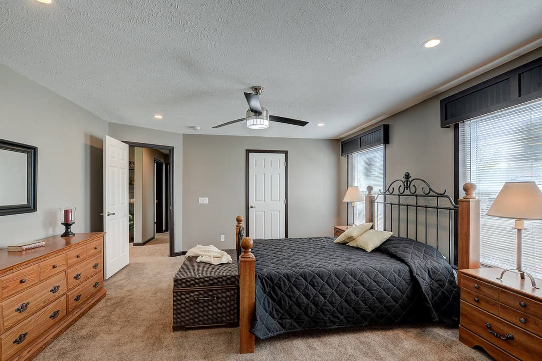 The freedom modular 185011m bedroom home features