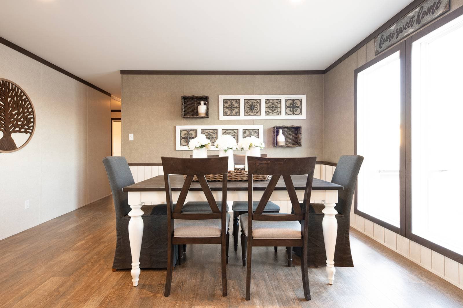 Nm3264a  interior home features