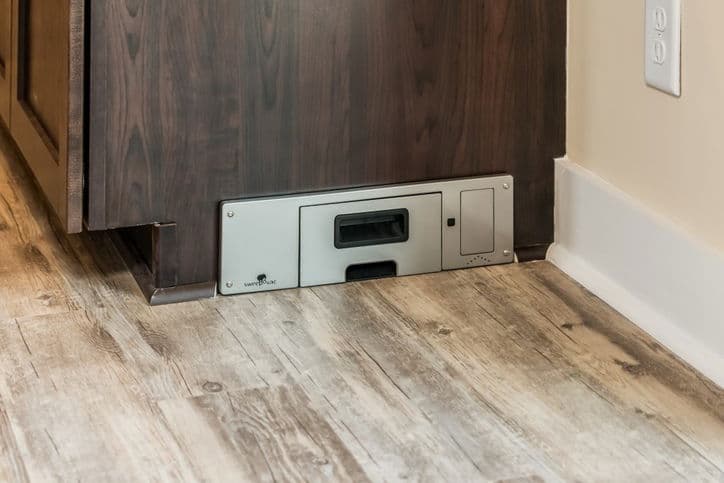 Oakmont 42623a interior home features