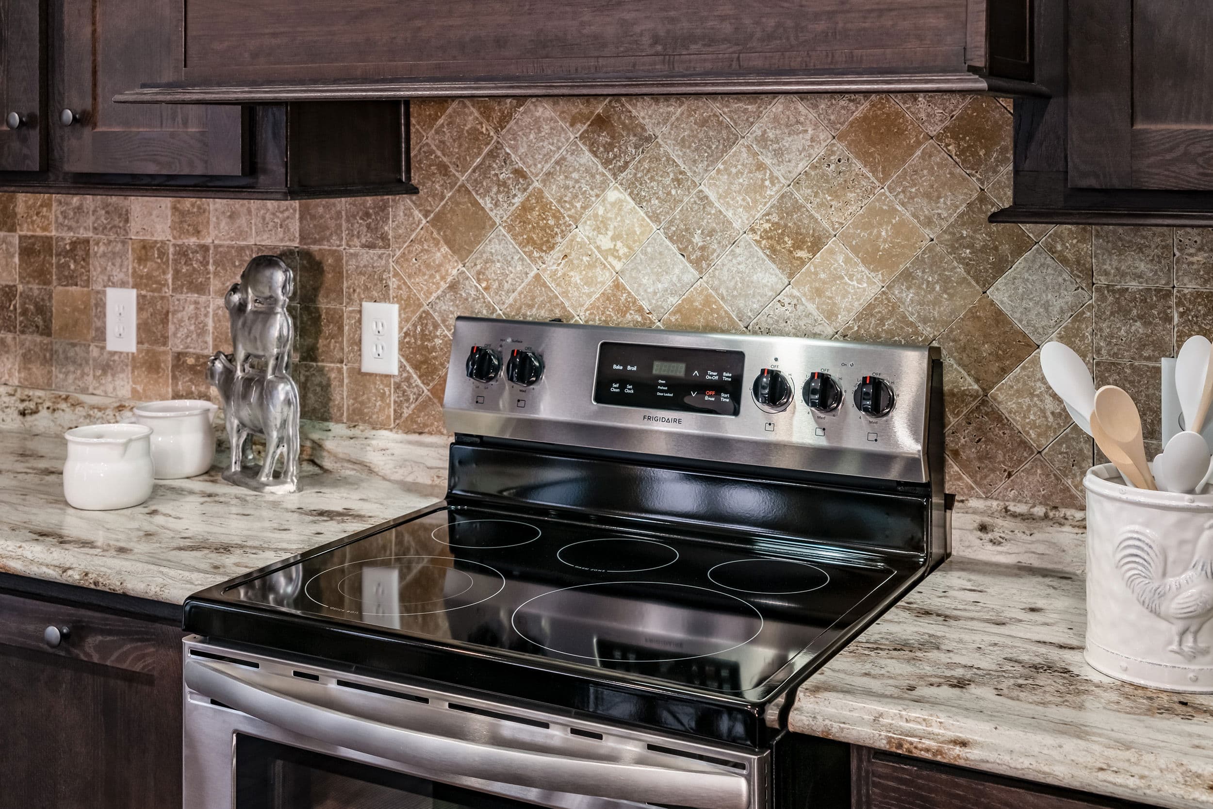 Kb-3244 kitchen home features