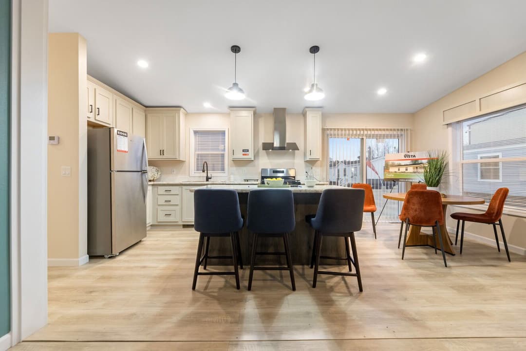 The timberlake with porch 193002 kitchen home features