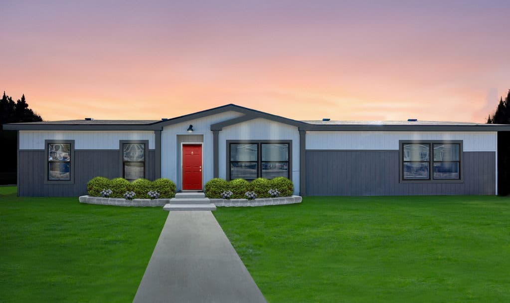 Magnum 32764m hero, elevation, and exterior home features