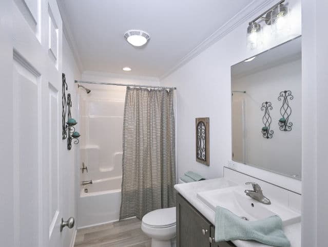 Linville max 28 28603a bathroom home features