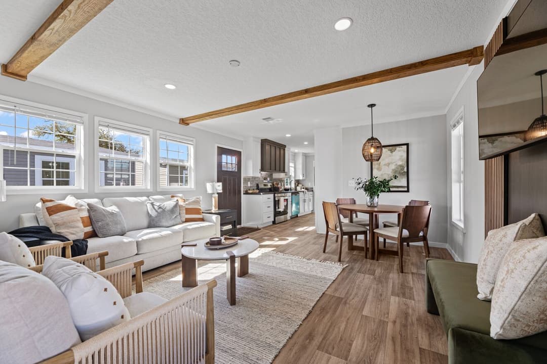 Helix 16763n interior home features