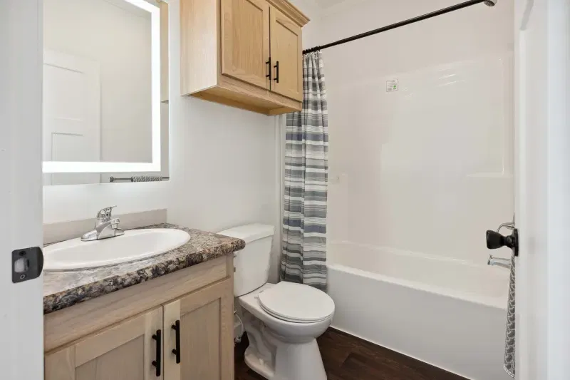 Arlington e459 bathroom home features