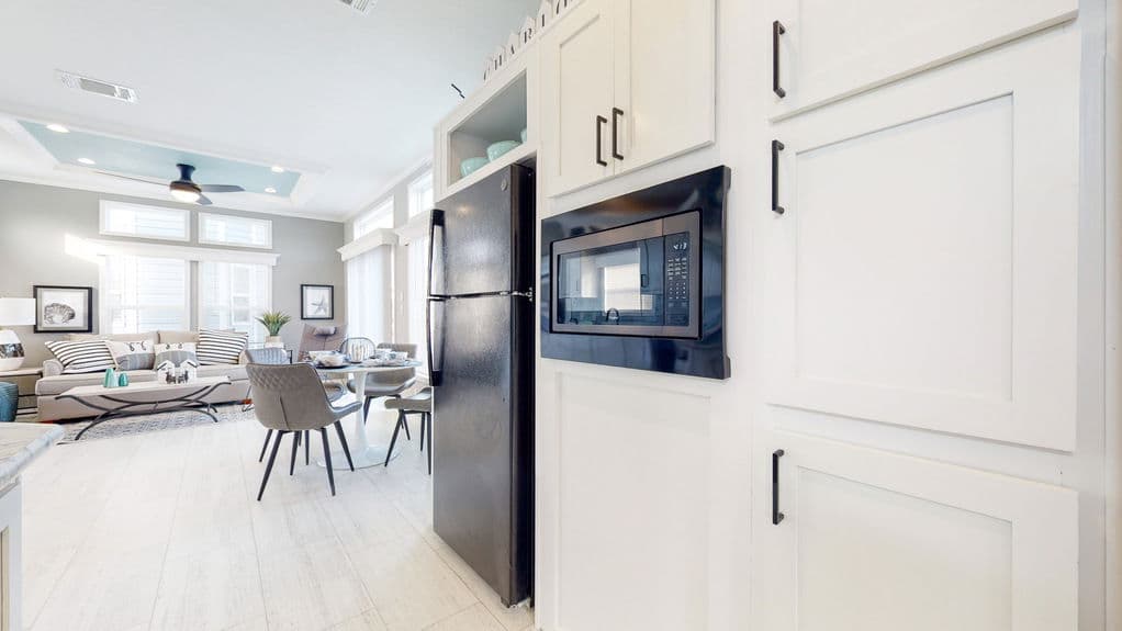 Lake charles 13361b kitchen home features