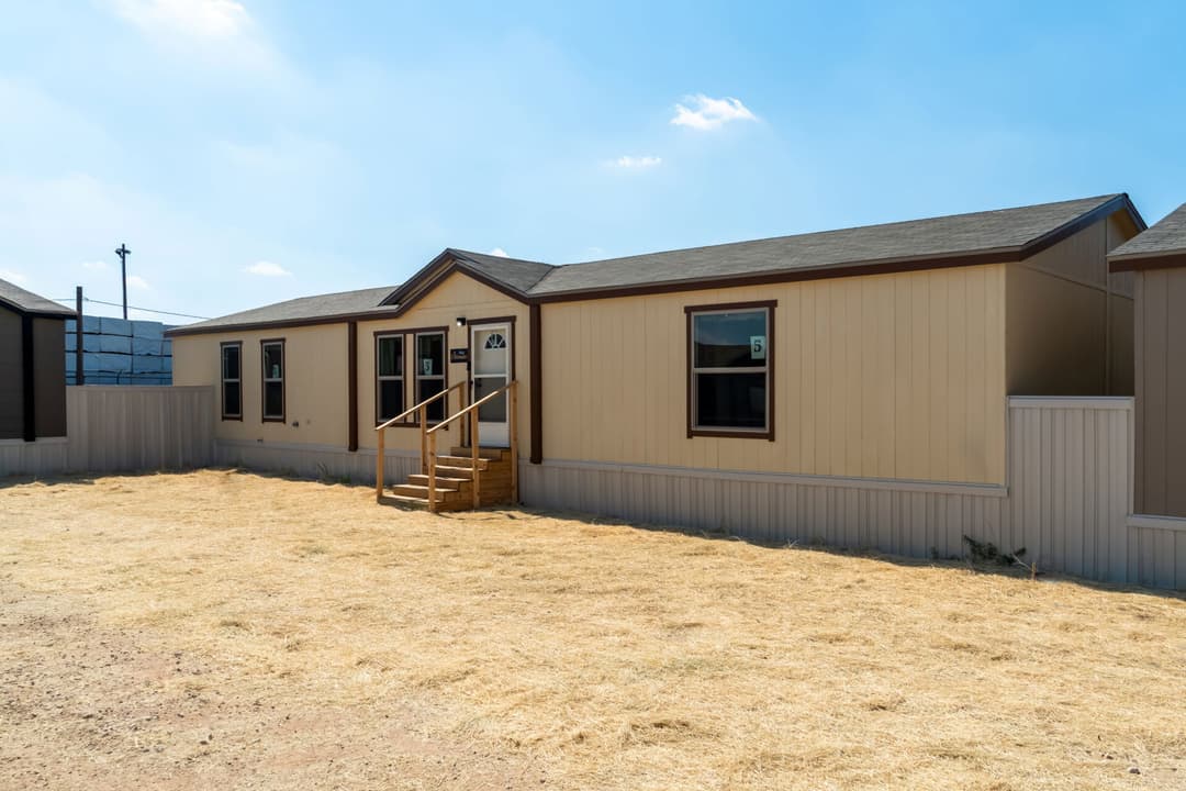 Select s-2468-42a elevation and exterior home features