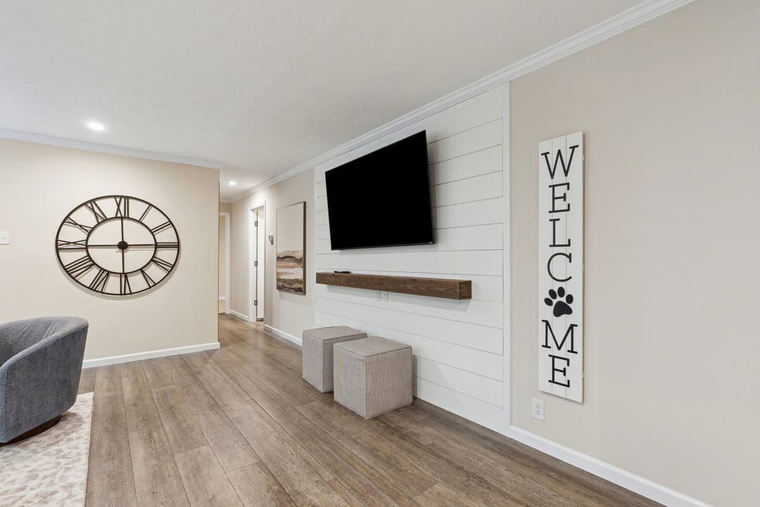 Vienna interior home features