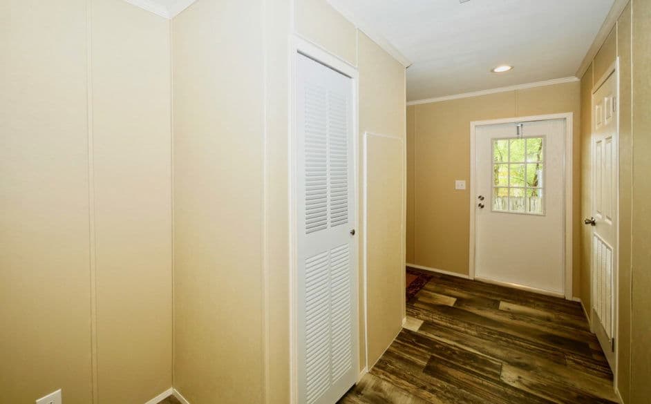 Rifleman 3240 interior home features