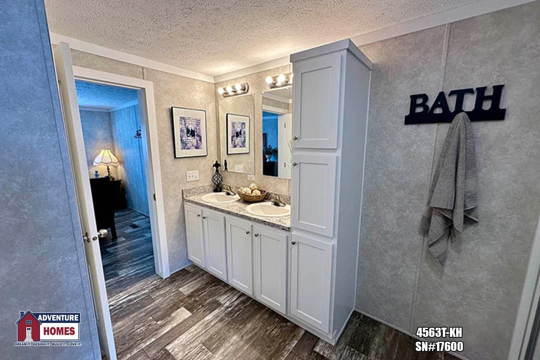 4563t-kh bathroom home features