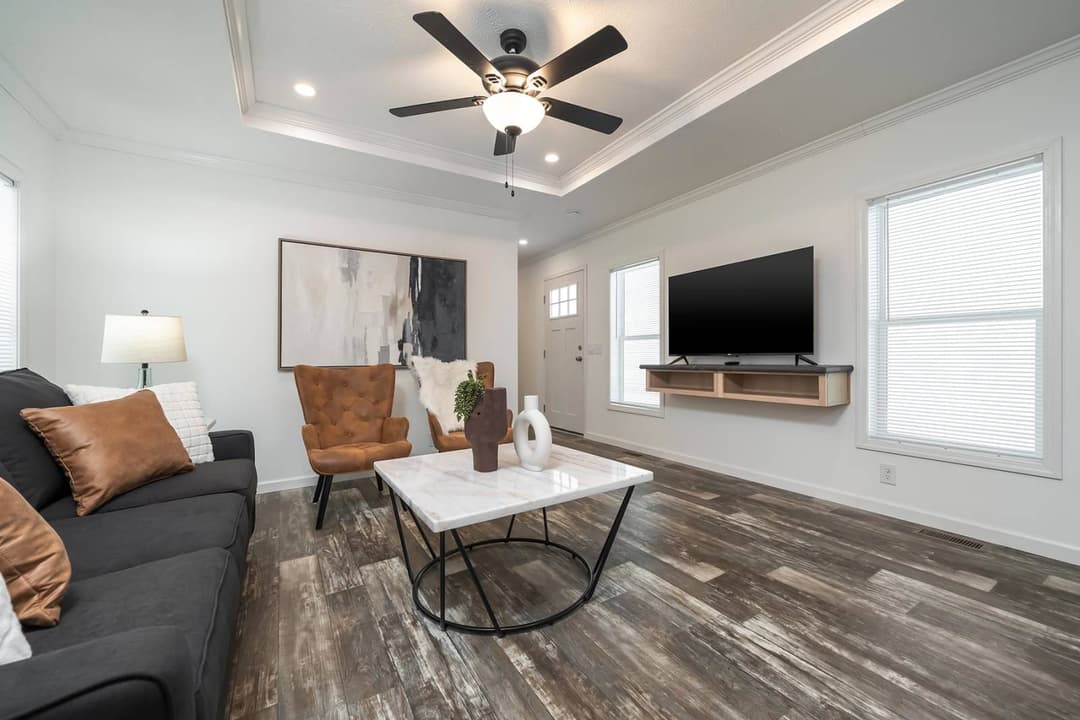 C802a interior home features