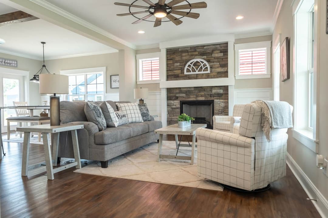 Farmhouse i two story interior home features