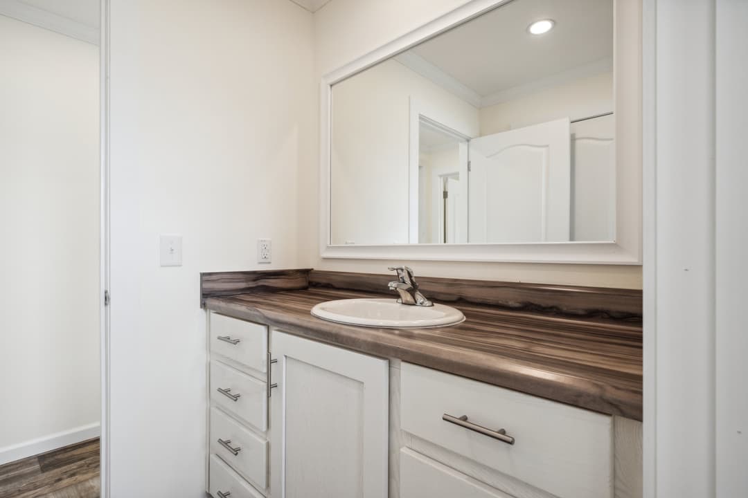 Nexus bathroom home features