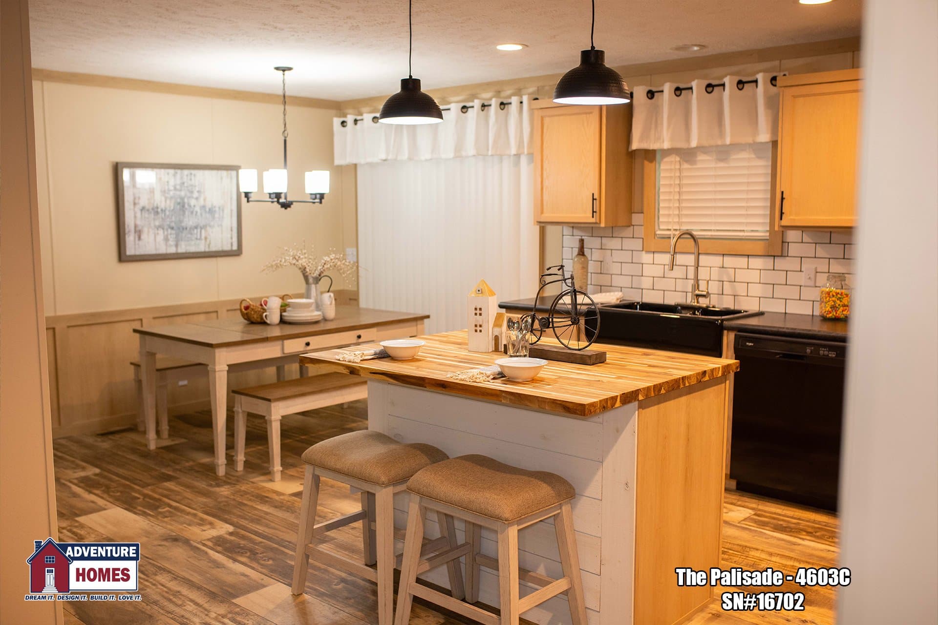 Palisade | 4603c interior home features