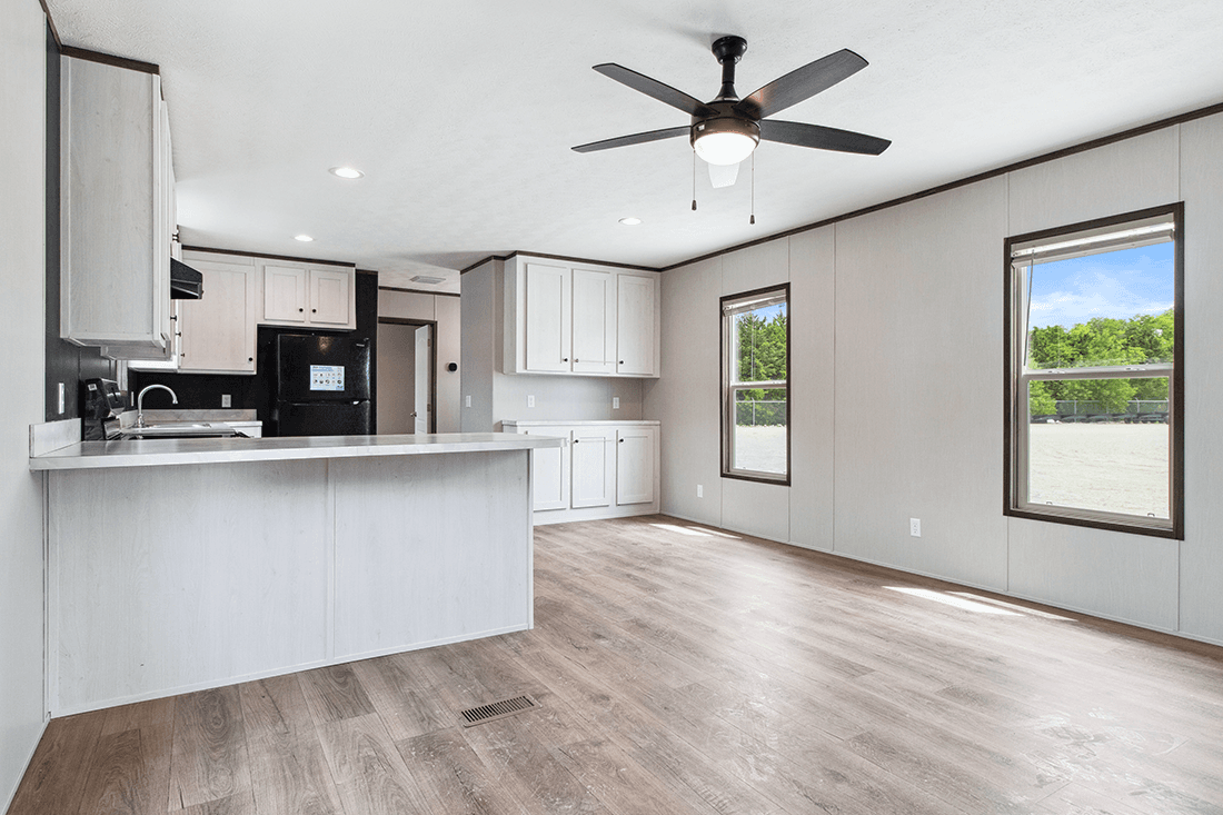 Homestead 16562a interior home features