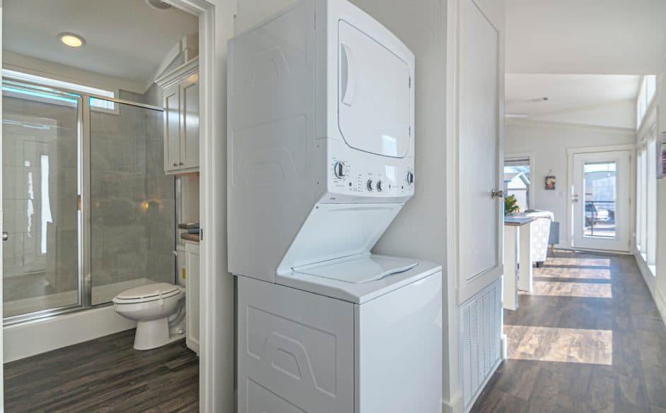 Starling d44ep8 interior home features