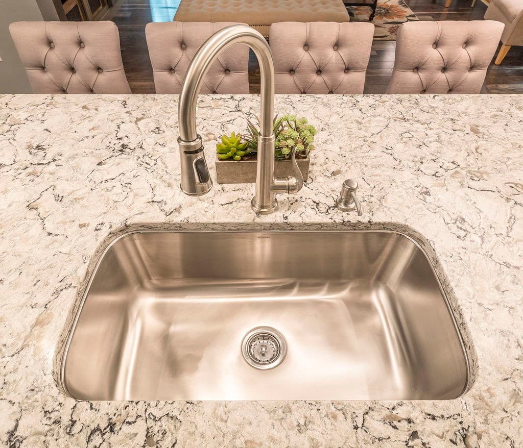 Oswego cottage ii kitchen home features