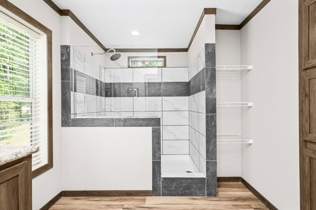 Warrior 32563f bathroom home features