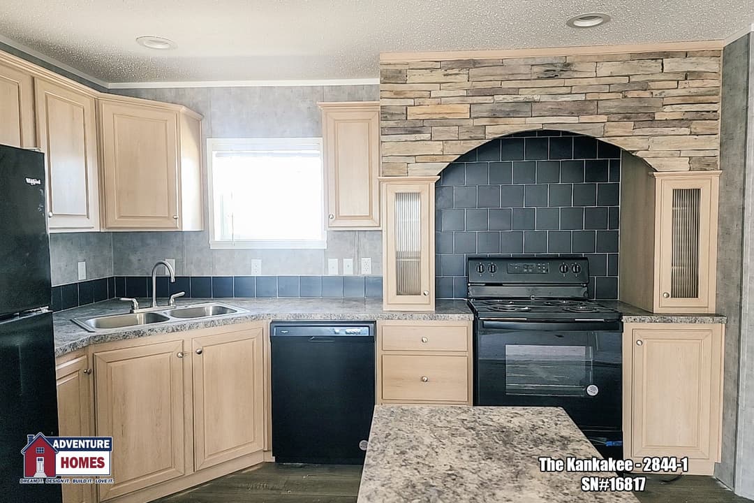 Kankakee | 2844-1 kitchen home features