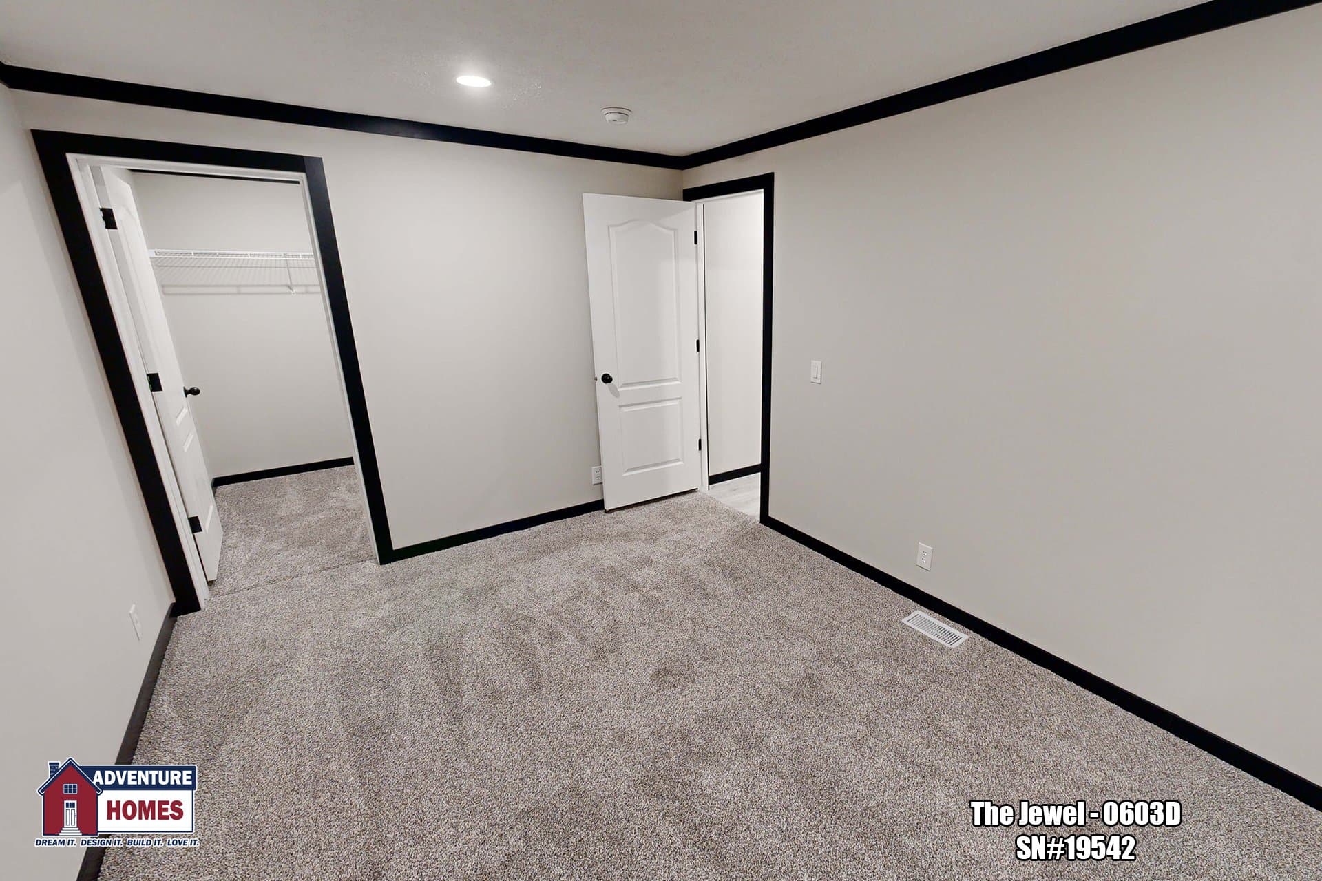 Auburn aire | 0683c bedroom home features