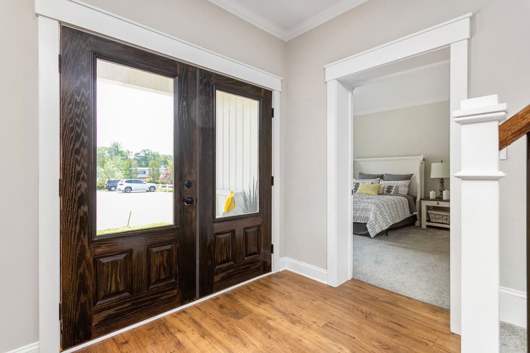 Farmhouse i two story interior home features