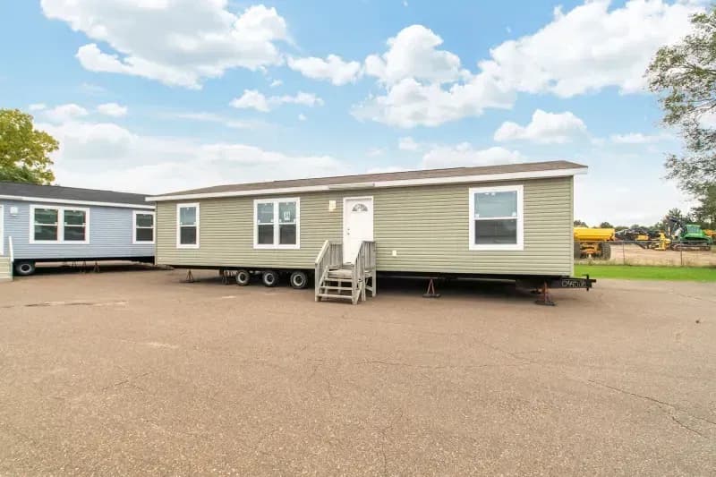 Arlington hero and exterior home features