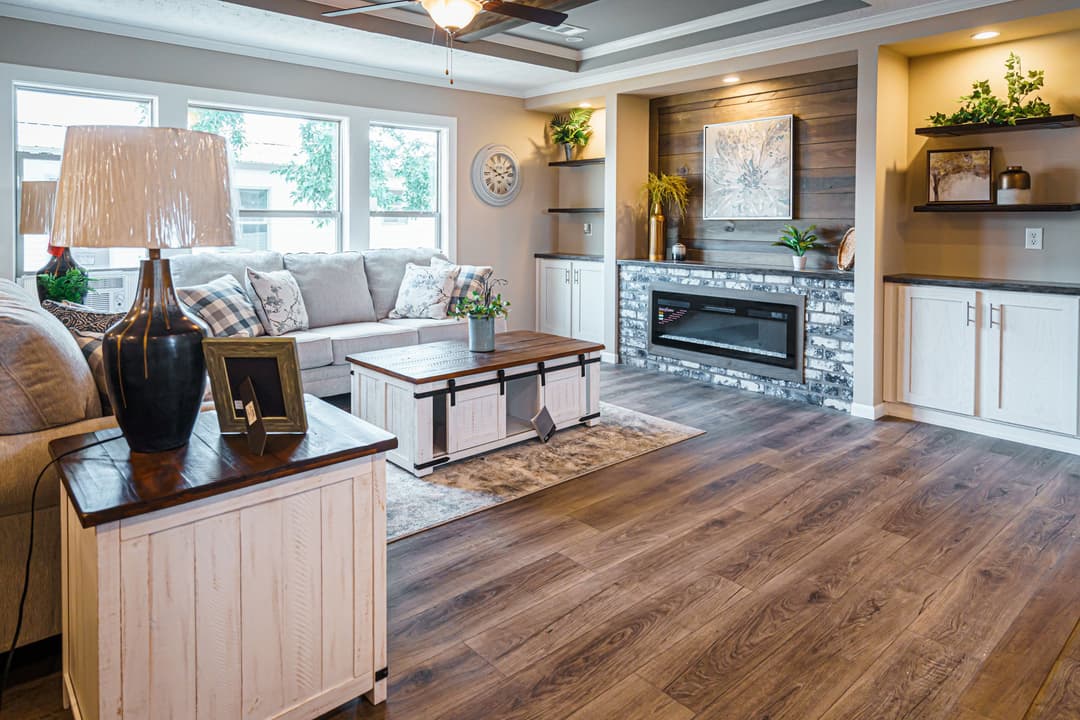 Helicon 3 interior home features